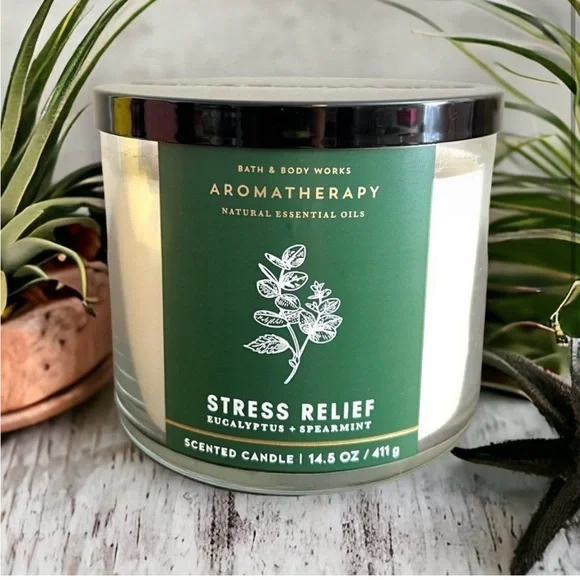 Bath & Body Works Stress Relief Aromatherapy Candle - Picture 5 of 5